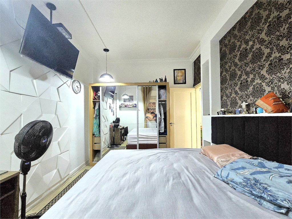 Apartamento para venda com 2 dormitórios 2 banheiros no Gonzaga, Santos -SP