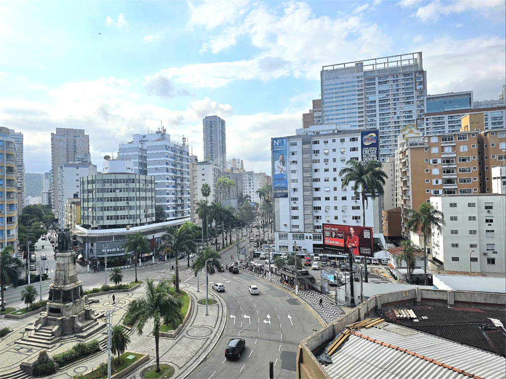 Apartamento para venda com 2 dormitórios 2 banheiros no Gonzaga, Santos -SP