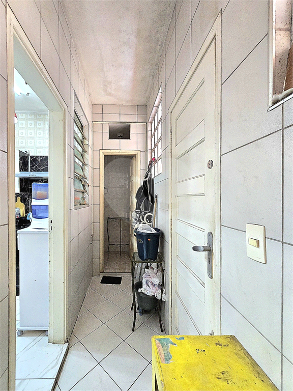 Apartamento para venda com 2 dormitórios 2 banheiros no Gonzaga, Santos -SP