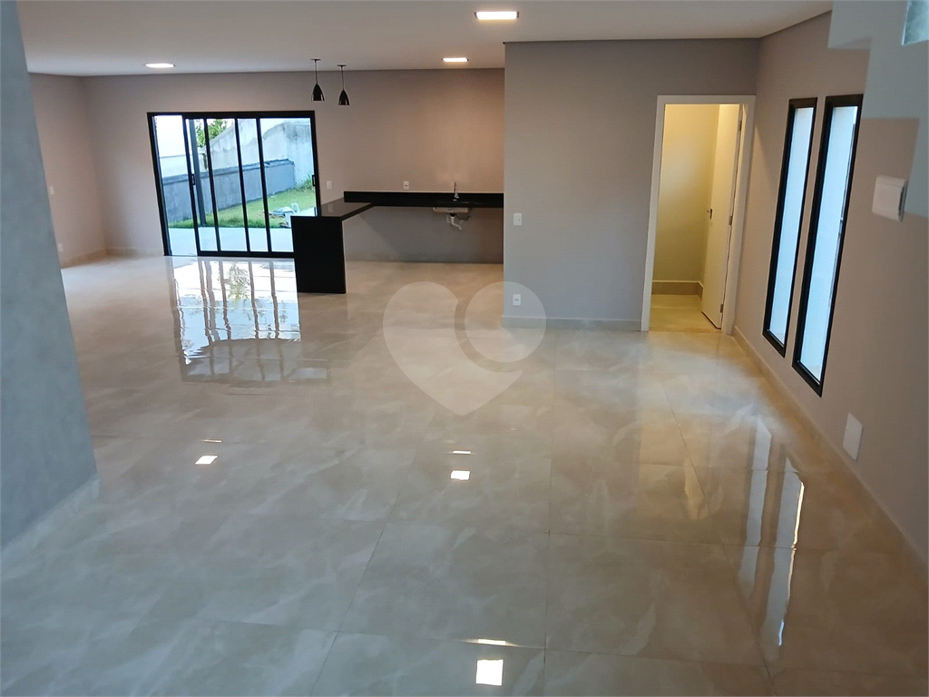 Casa de Condomínio à venda com 3 quartos, 202m² - Foto 11