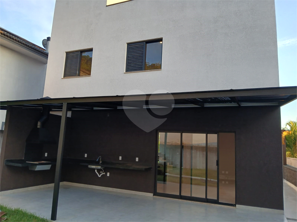 Casa de Condomínio à venda com 3 quartos, 202m² - Foto 4