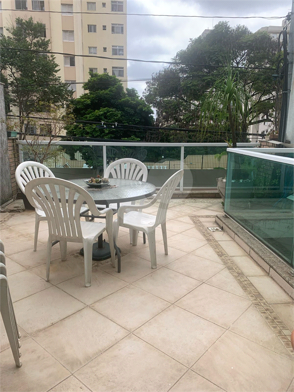Sobrado à Venda  – Centro