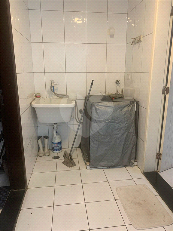 Sobrado à Venda  – Centro
