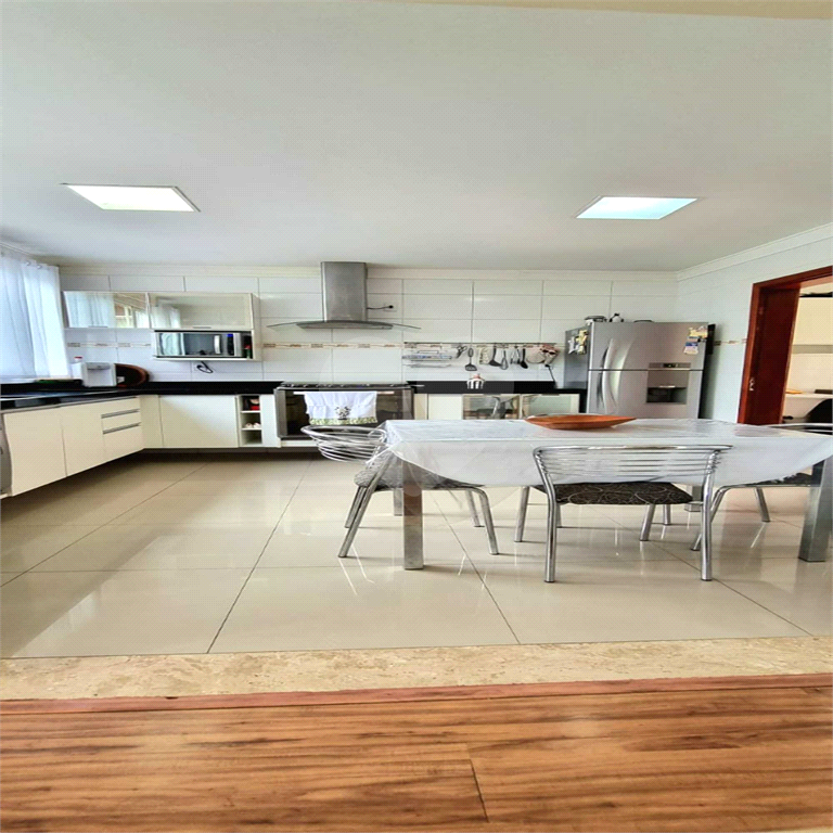 Casa de Condomínio à venda com 3 quartos, 295m² - Foto 16