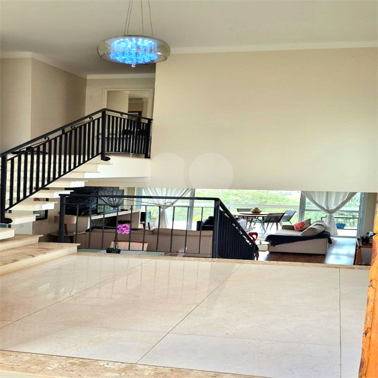 Casa de Condomínio à venda com 3 quartos, 295m² - Foto 2