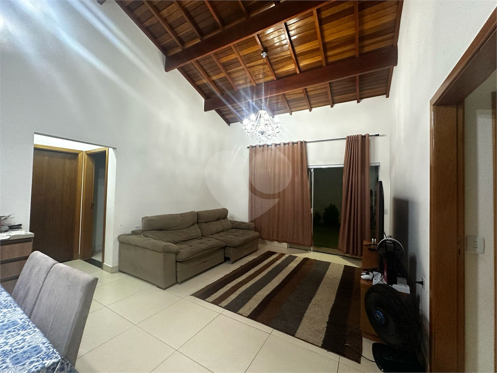 Casa terrea a venda com 03 quartos, piscina e churrasqueira,  recem construida  em Mairipora!