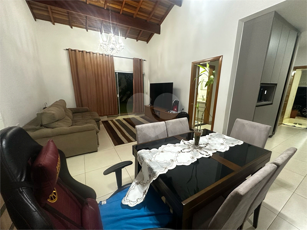 Casa terrea a venda com 03 quartos, piscina e churrasqueira,  recem construida  em Mairipora!