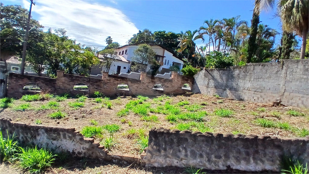 TERRENO DE ESQUINA