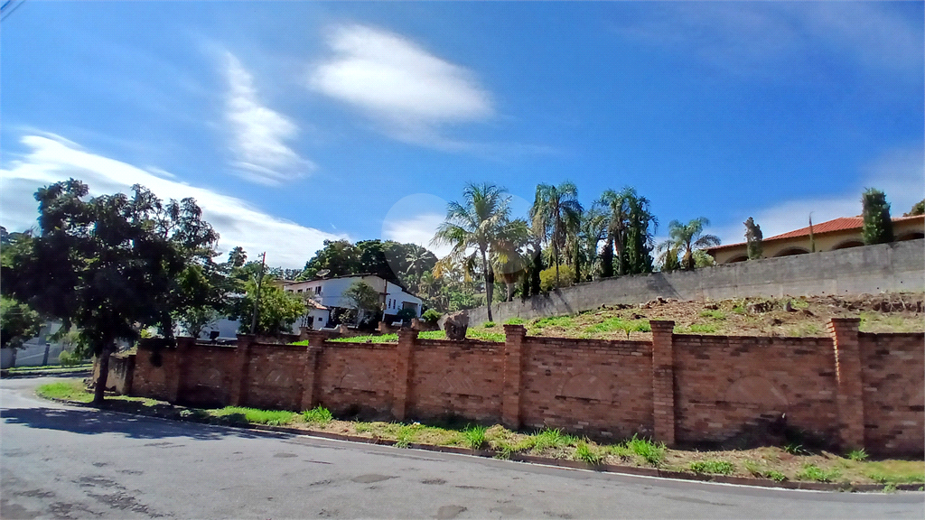 TERRENO DE ESQUINA
