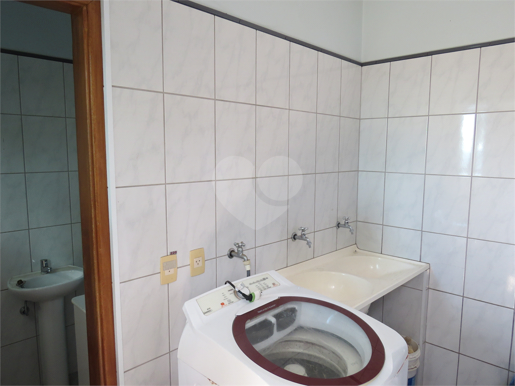 Casa de Condomínio à venda com 3 quartos, 280m² - Foto 18