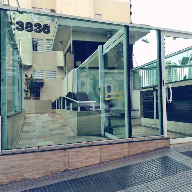 Apartamento 87 m² – Rua Voluntários da Pátria – Andar Alto – 2 vagas - Excelente Localização