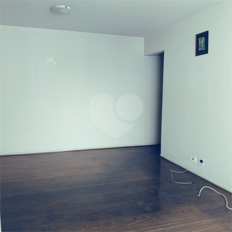 Apartamento 87 m² – Rua Voluntários da Pátria – Andar Alto – 2 vagas - Excelente Localização