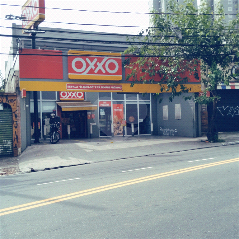 Apartamento 87 m² – Rua Voluntários da Pátria – Andar Alto – 2 vagas - Excelente Localização