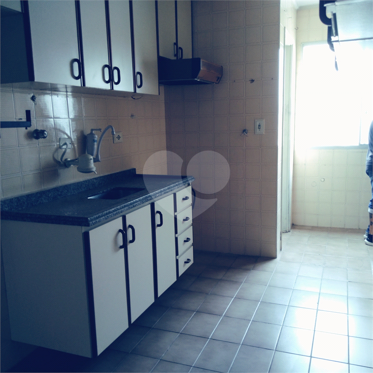 Apartamento 87 m² – Rua Voluntários da Pátria – Andar Alto – 2 vagas - Excelente Localização