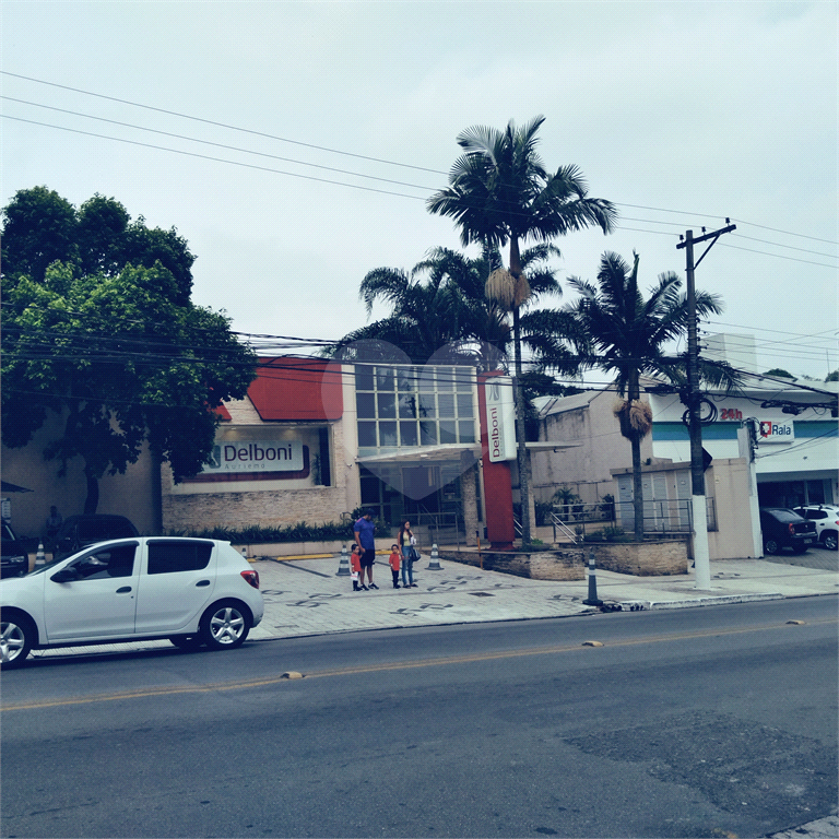 Apartamento 87 m² – Rua Voluntários da Pátria – Andar Alto – 2 vagas - Excelente Localização