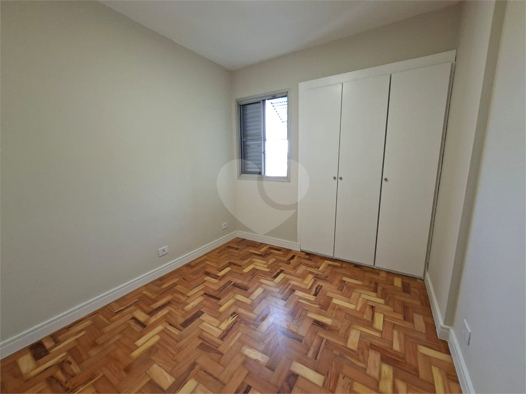 Apartamento 87 m² – Rua Voluntários da Pátria – Andar Alto – 2 vagas - Excelente Localização