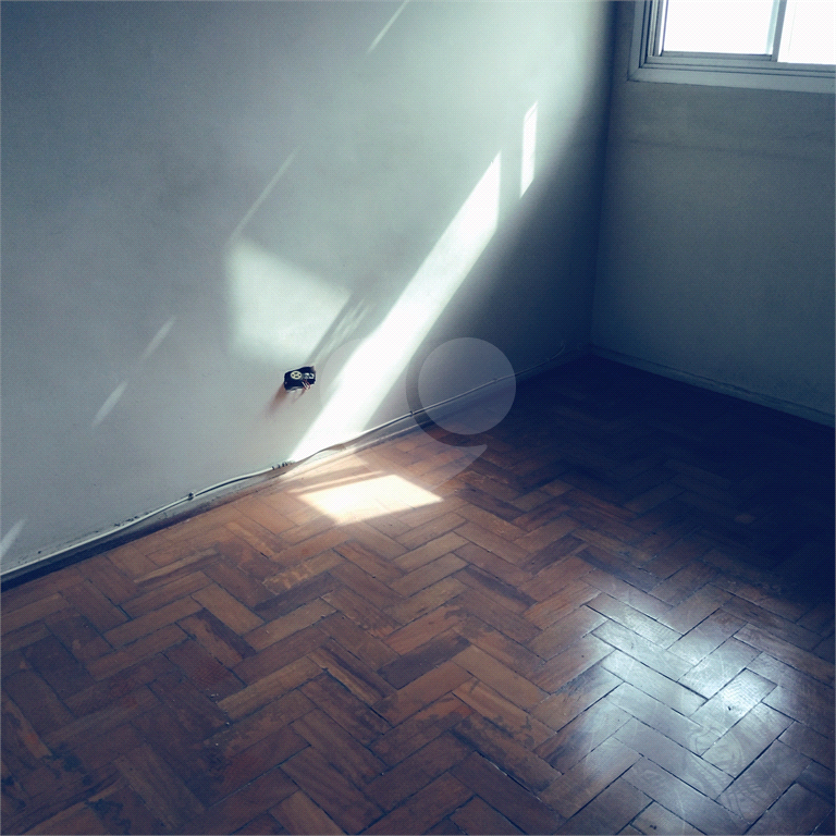 Apartamento 87 m² – Rua Voluntários da Pátria – Andar Alto – 2 vagas - Excelente Localização