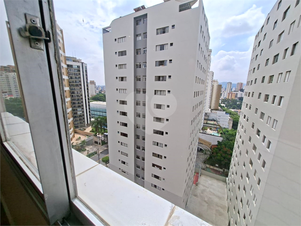 Apartamento 87 m² – Rua Voluntários da Pátria – Andar Alto – 2 vagas - Excelente Localização