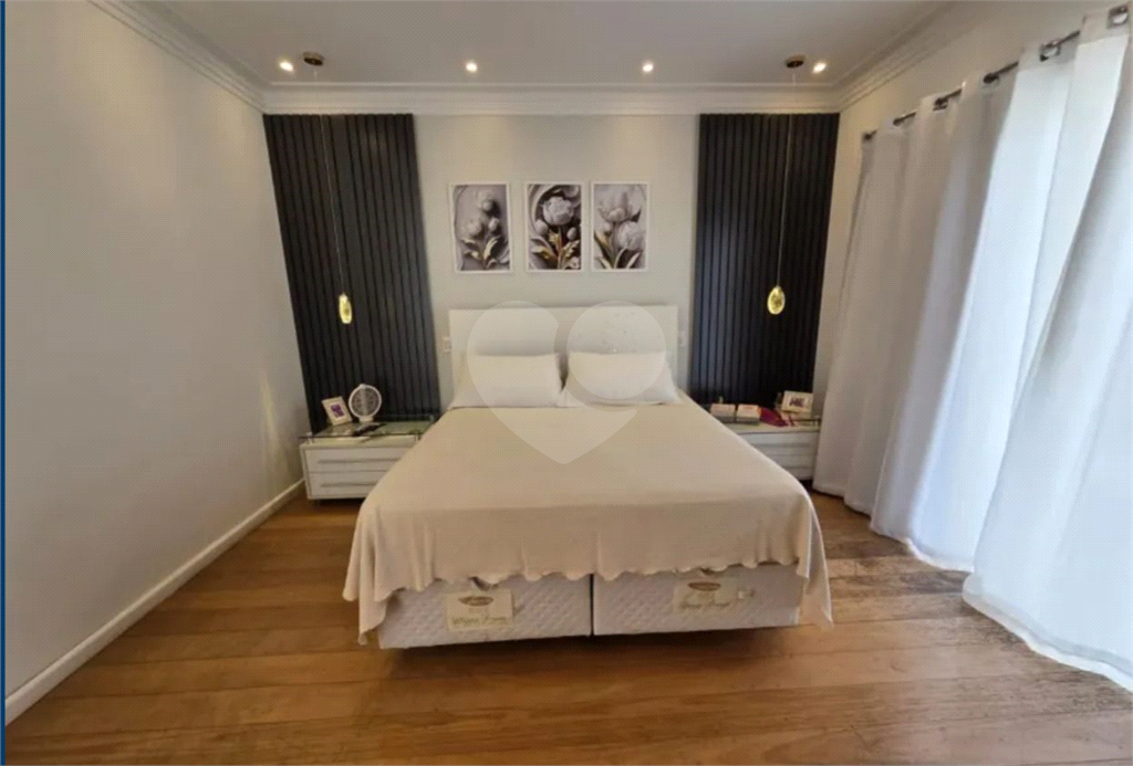 Casa em Condomínio de Alto Padrão no Reserva da Cantareira – 3 Suítes, Área Gourmet e 8 Vagas