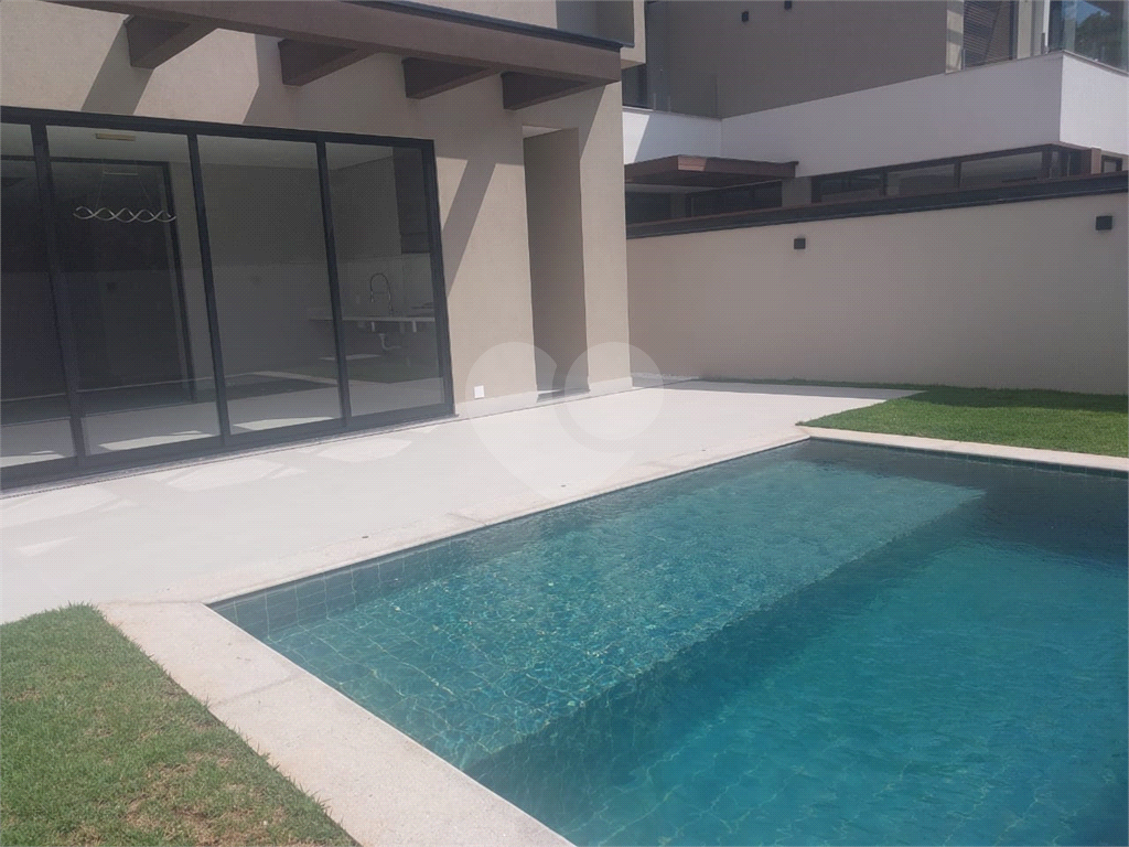 Casa à venda com 3 quartos, 300m² - Foto 34