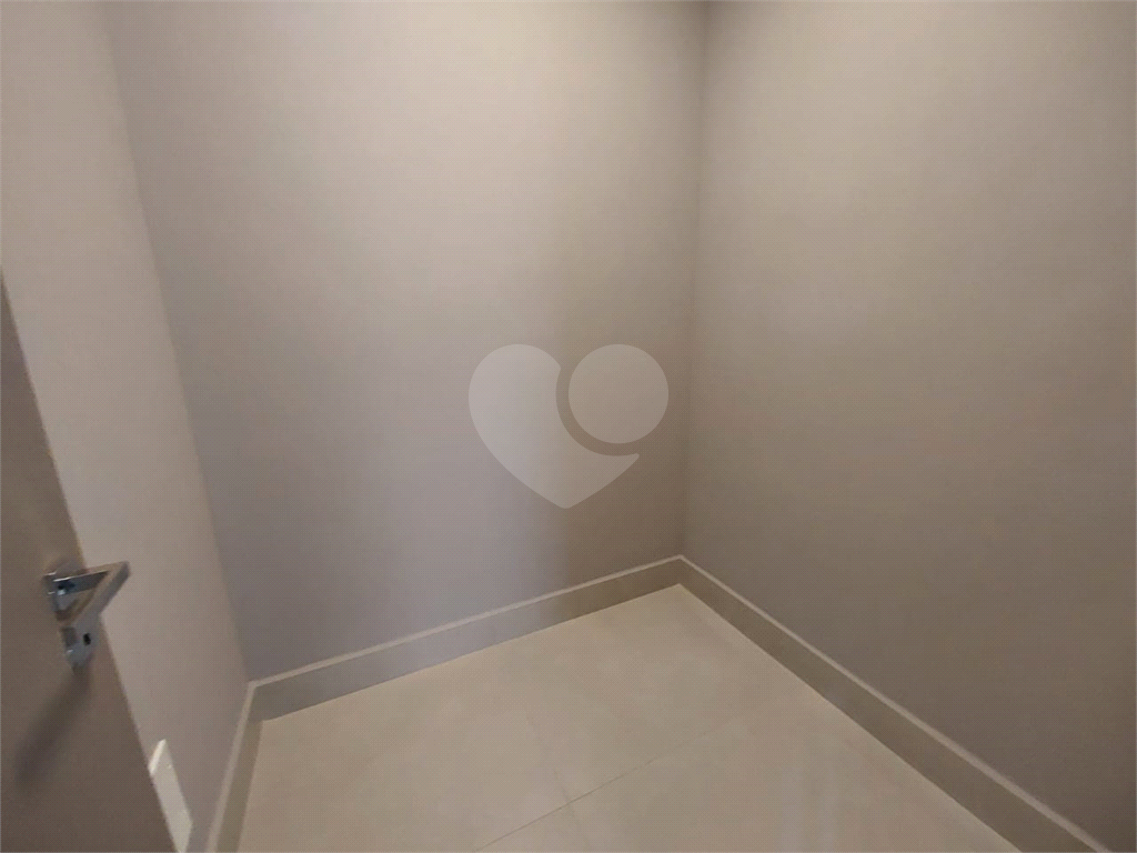 Casa à venda com 3 quartos, 300m² - Foto 43