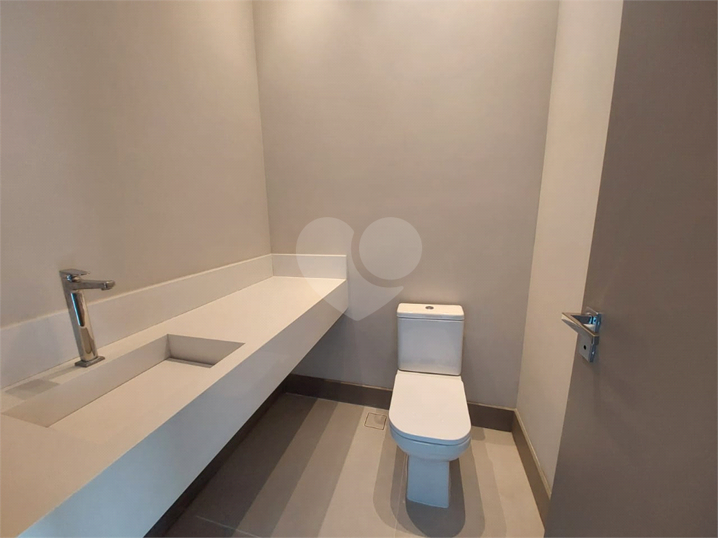 Casa à venda com 3 quartos, 300m² - Foto 42