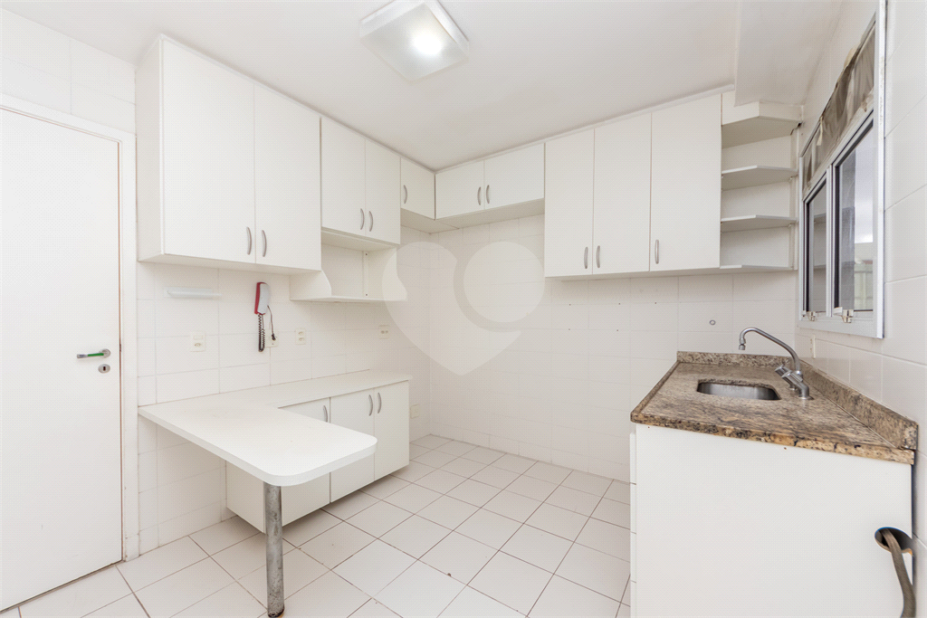 APARTAMENTO em IPIRANGA
