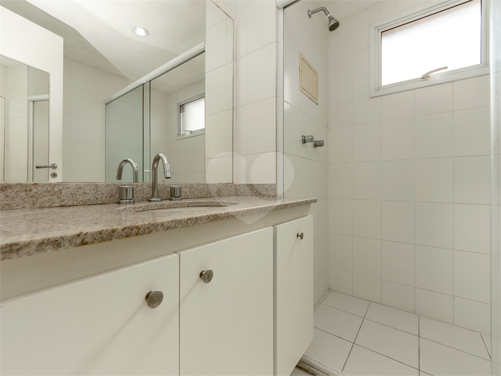 APARTAMENTO em IPIRANGA