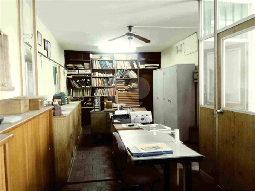 Prédio Comercial à venda na Avenida do Cursino e de esquina