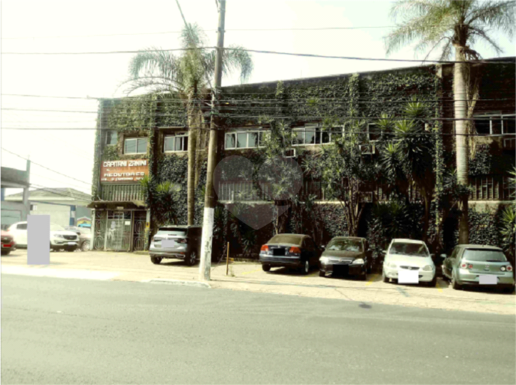 Prédio Comercial à venda na Avenida do Cursino e de esquina