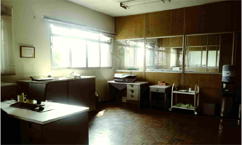 Prédio Comercial à venda na Avenida do Cursino e de esquina