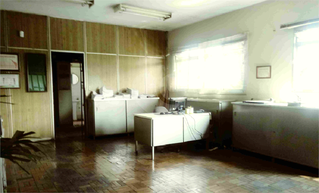 Prédio Comercial à venda na Avenida do Cursino e de esquina