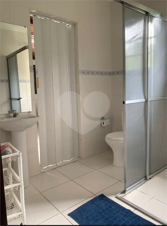 LINDO SOBRADO EM CONDOMINIO FECHADO