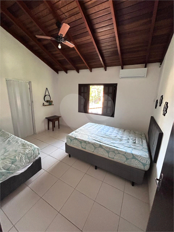 LINDO SOBRADO EM CONDOMINIO FECHADO