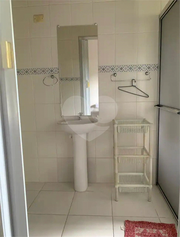 LINDO SOBRADO EM CONDOMINIO FECHADO