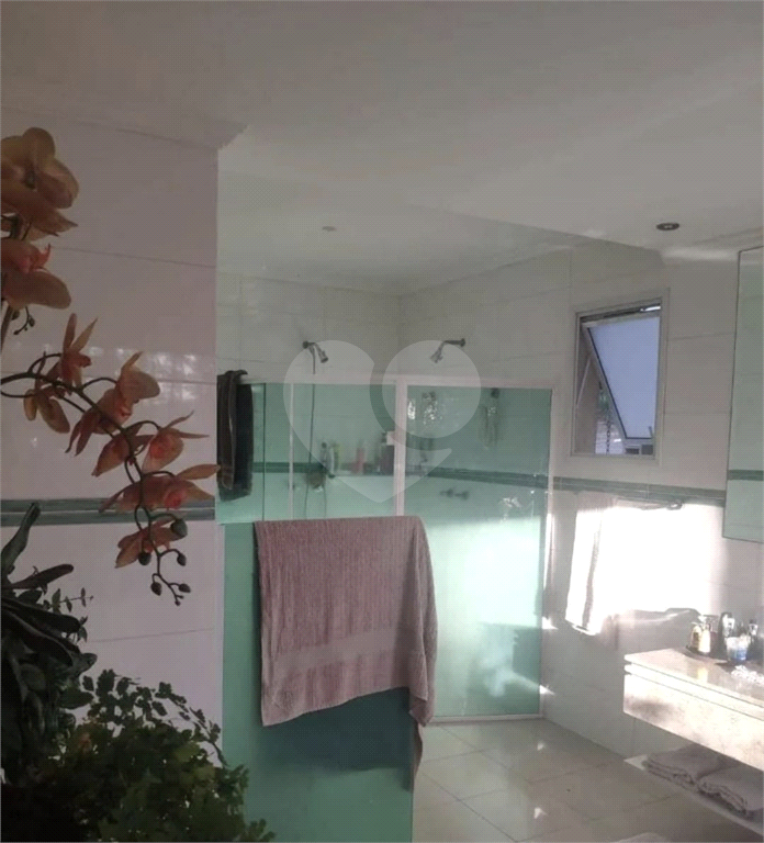 SOBRADO em CONDOMÍNIO REFÚGIO DOS PINHEIROS