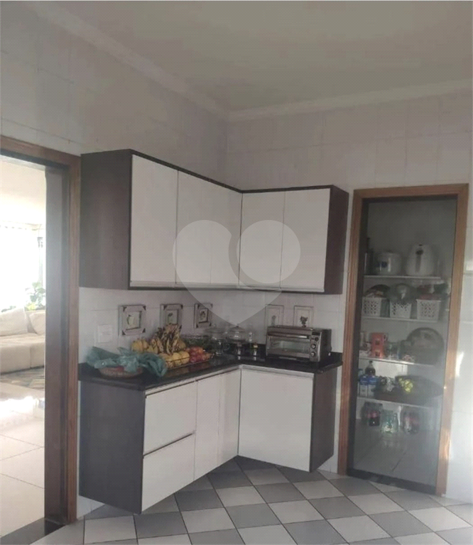 SOBRADO em CONDOMÍNIO REFÚGIO DOS PINHEIROS