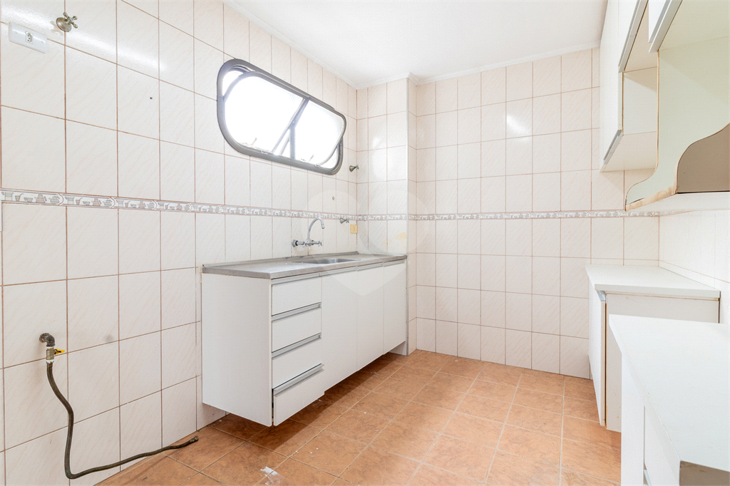 Apartamento - Perdizes - 4 Dormitórios - 136 m².