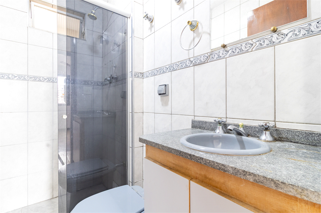 Apartamento - Perdizes - 4 Dormitórios - 136 m².