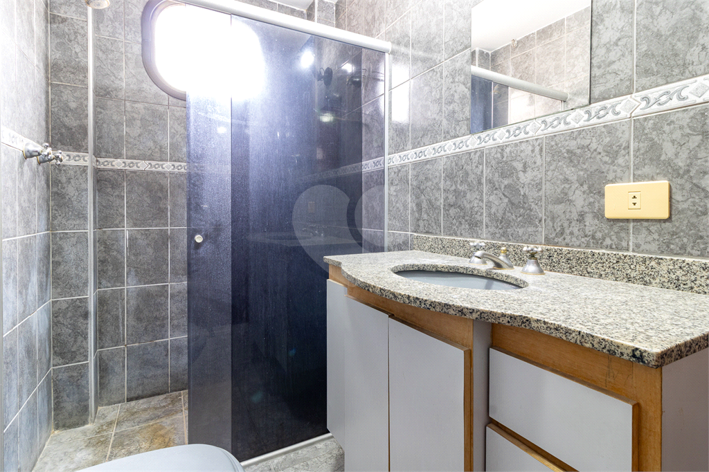 Apartamento - Perdizes - 4 Dormitórios - 136 m².