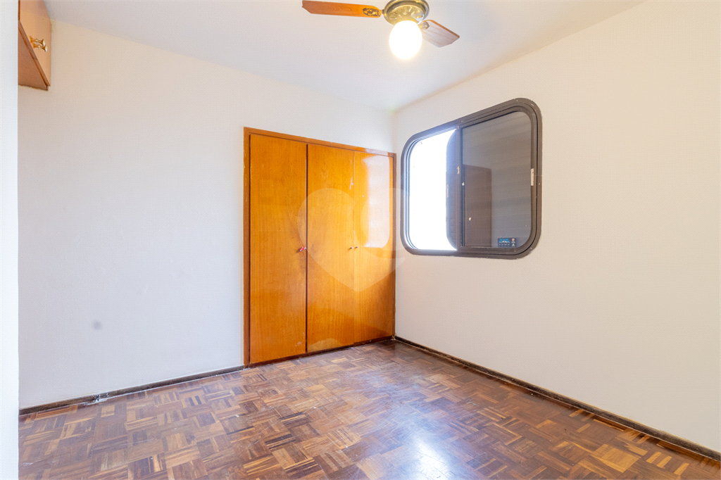 Apartamento - Perdizes - 4 Dormitórios - 136 m².