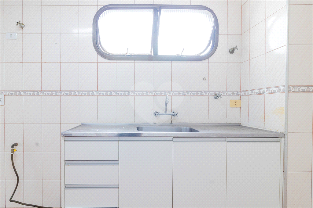 Apartamento - Perdizes - 4 Dormitórios - 136 m².