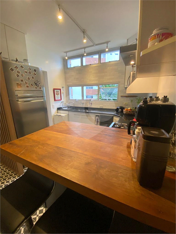 Apartamento com 2 suítes e 2 vagas no Real Parque