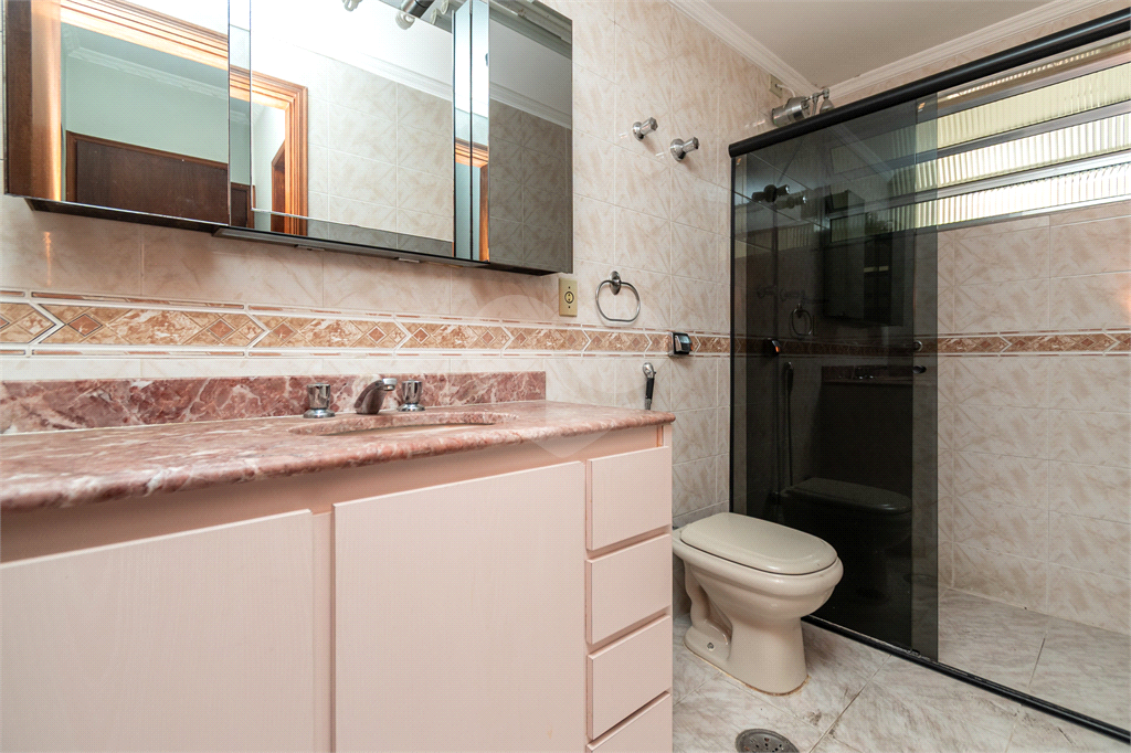 Apartamento - Perdizes - 2 Dormitórios - 85 m² .