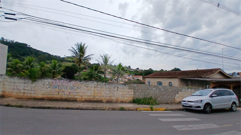 TERRENO/LOTE A VENDA