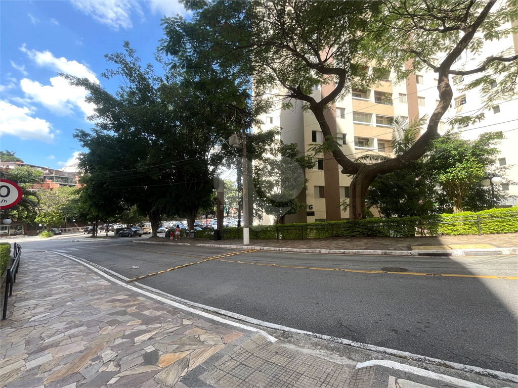 Apartamento à venda com 3 quartos, 69m² - Foto 23