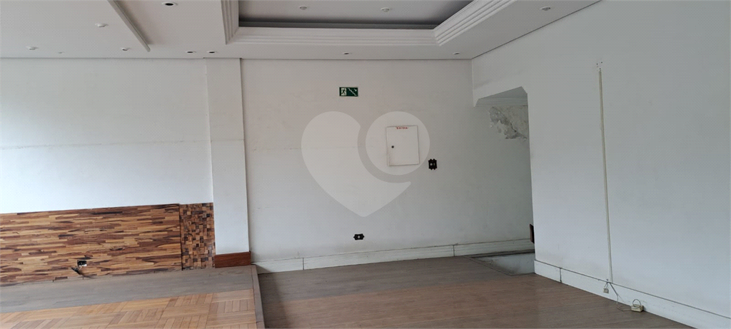 Loja comercial para locação com 150 m2 na Av. Braz Leme