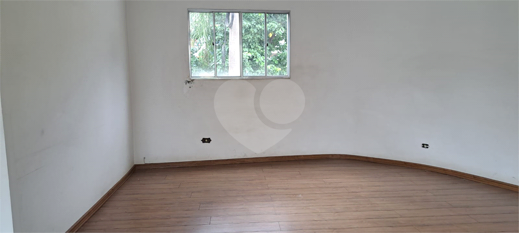 Loja comercial para locação com 150 m2 na Av. Braz Leme