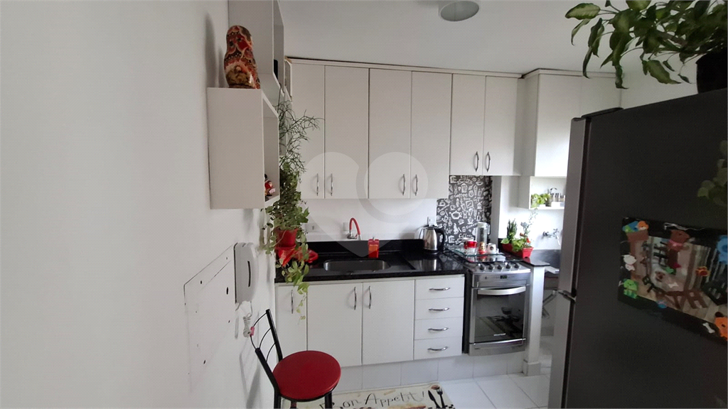 APARTAMENTO em SANTANA