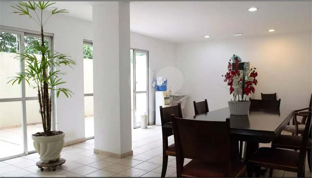 APARTAMENTO em SANTANA